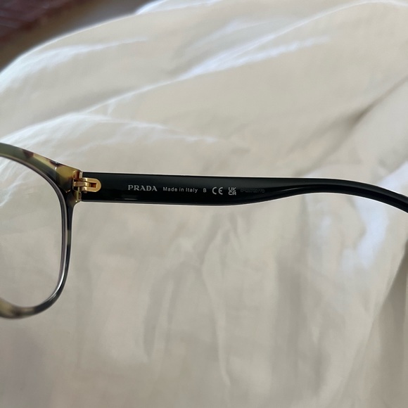 Prada eyeglasses - Picture 4 of 13